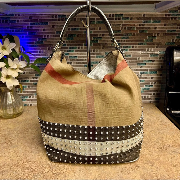 Burberry Handbags - Burberry Ashby Studded bucket bag purse